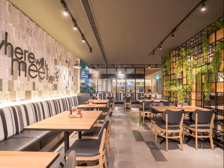 Café på Holiday Inn Express Bangkok Sathorn