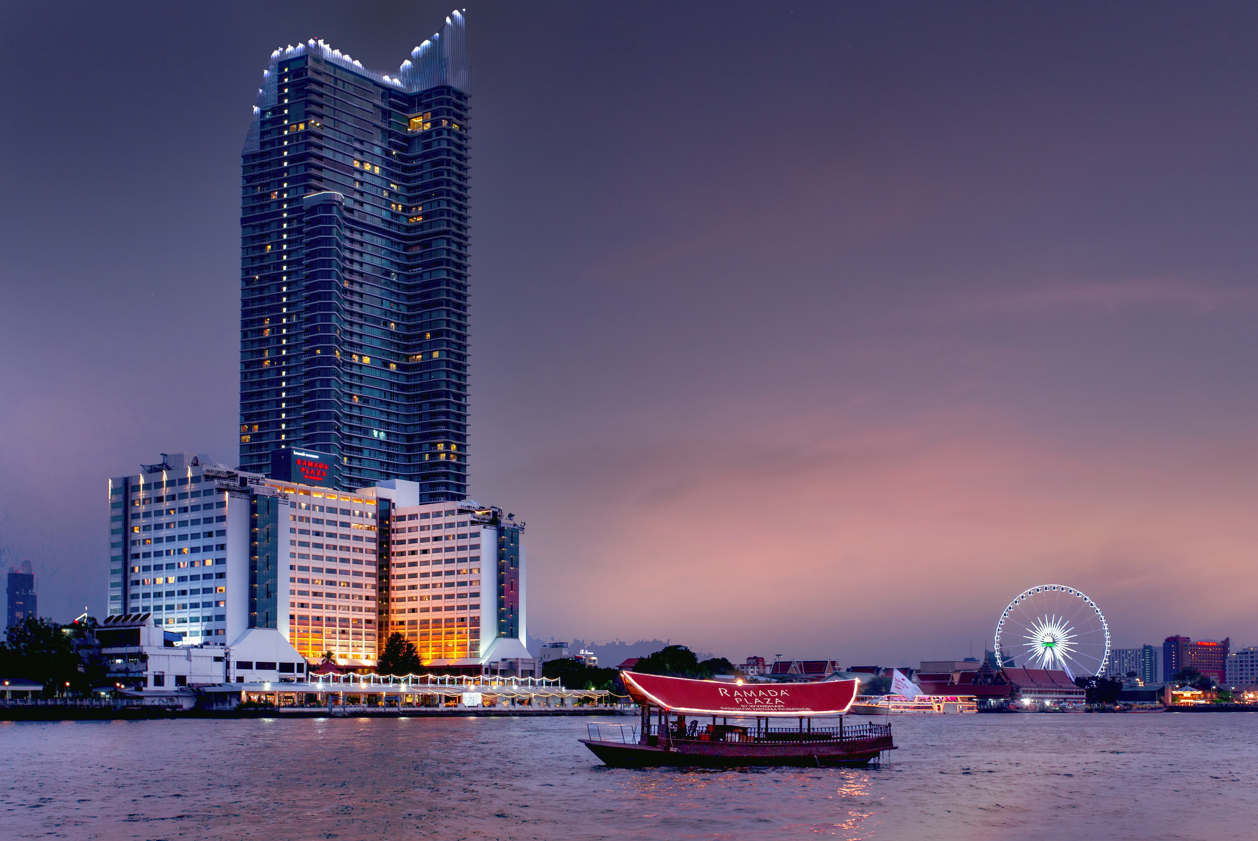 Ramada Plaza Menam Riverside Bangkok