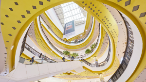 Central Chiangmai shoppingcenter med butikker og restauranter i Chiang Mai