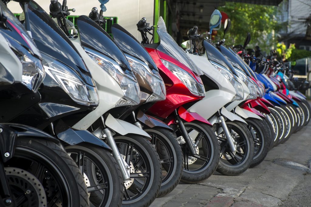 leje af scooter thailand