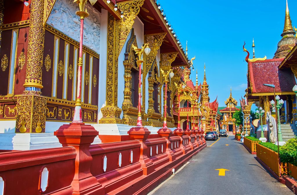 Lanna-arkitektur ved Wat Saen Mueang Ma Luang