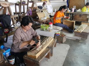 San Kamphaeng Handicraft Village