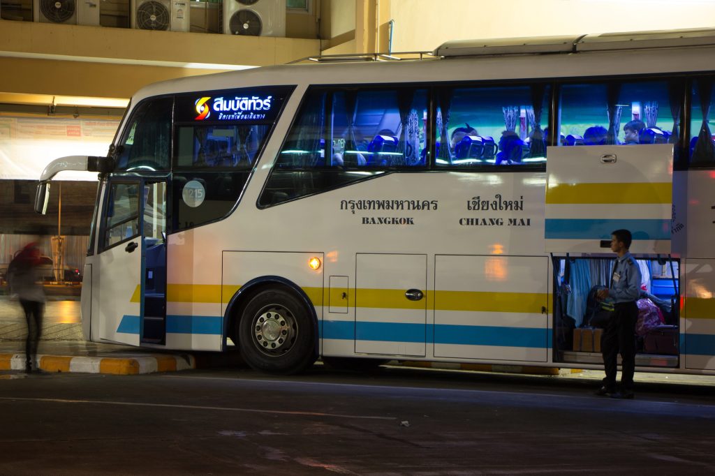 VIP bus Bangkok Chiang Mai