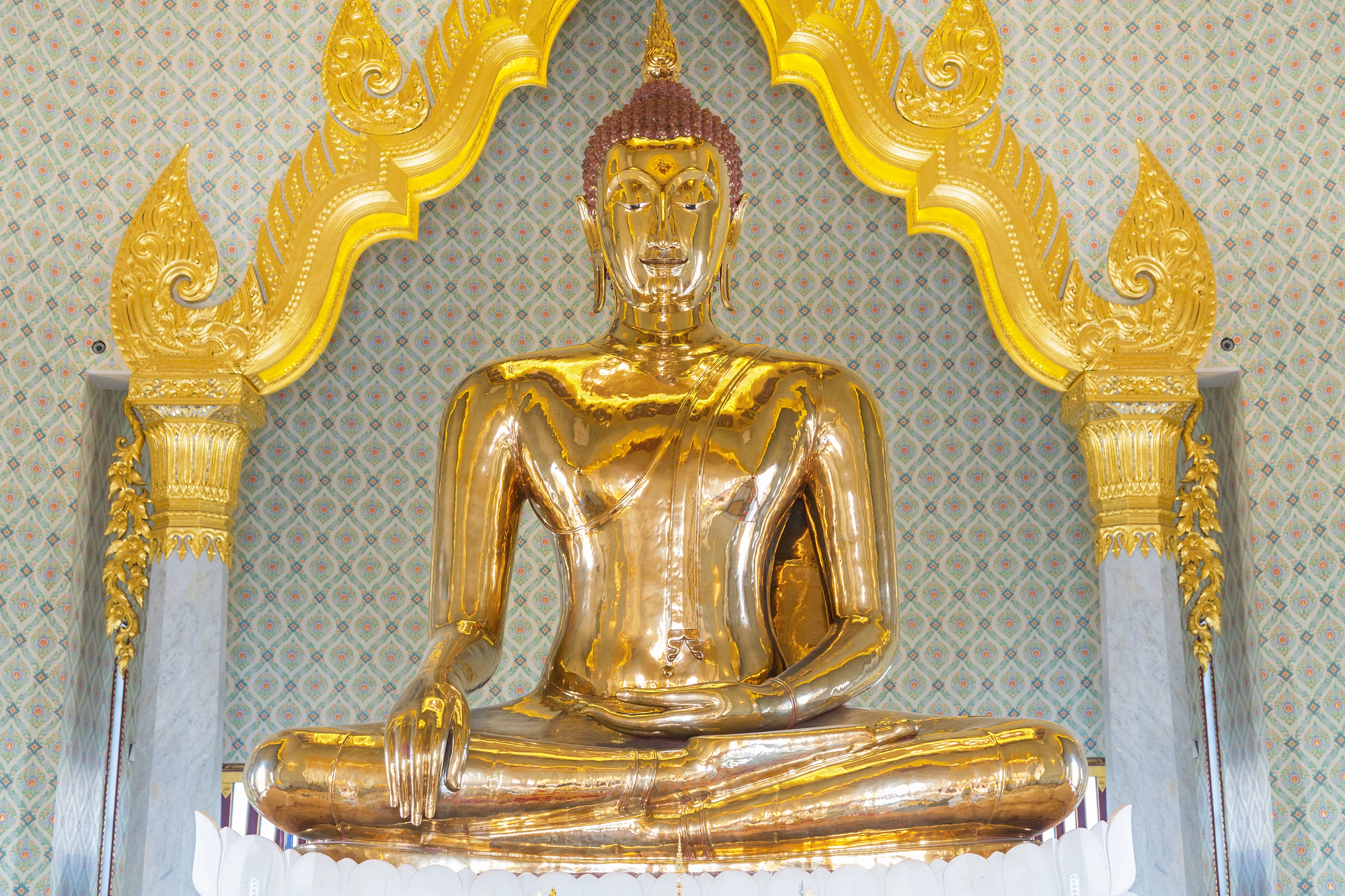 Wat Traimit Bangkok